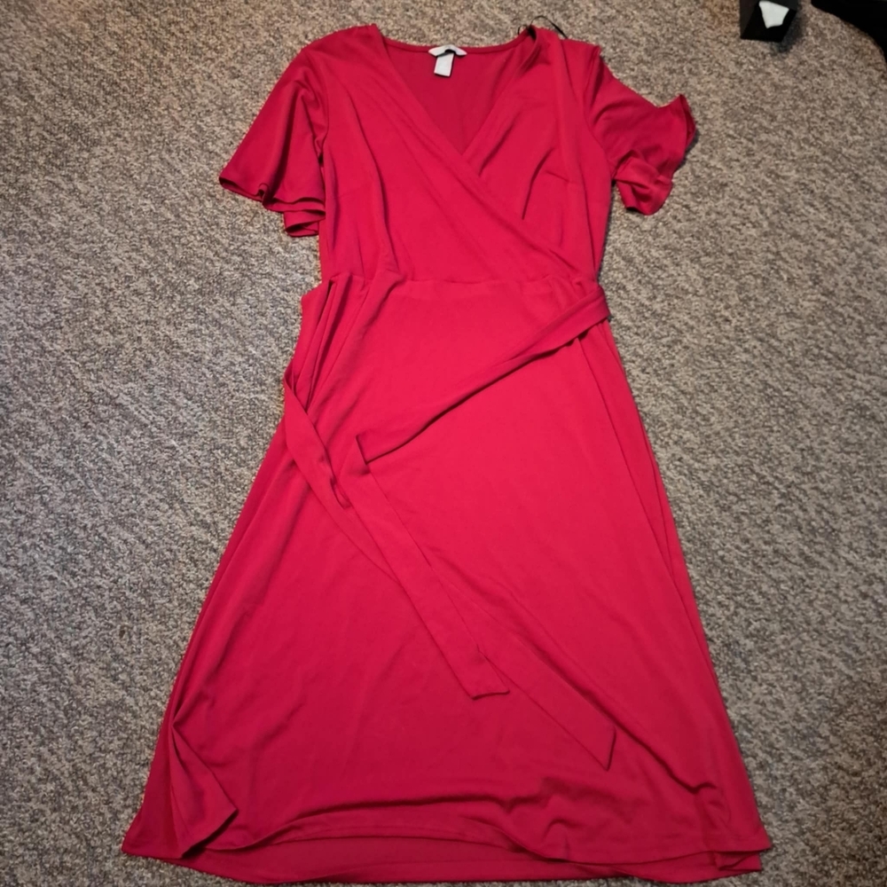 H&M Red Midi Dress with V-Neck and Flutter Sleeves